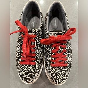 Hush Puppies sneakers in zebra